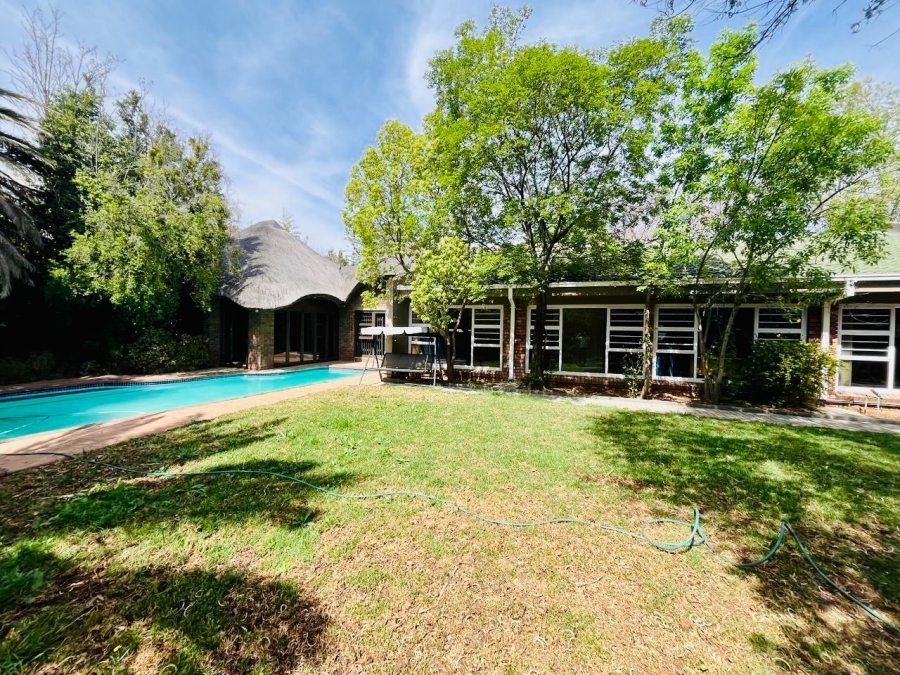 4 Bedroom Property for Sale in Heuwelsig Free State